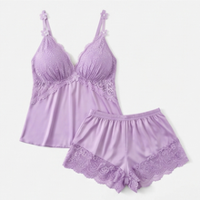Lunessa – Lace-Trim Satin Pyjama Set