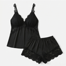 Lunessa – Lace-Trim Satin Pyjama Set