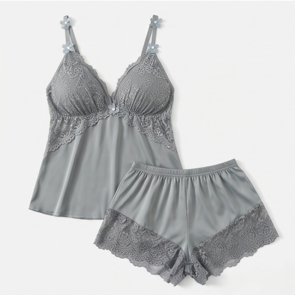 Lunessa – Lace-Trim Satin Pyjama Set