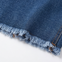 Veluna – Curve-Flattering Frayed Hem Denim Skirt