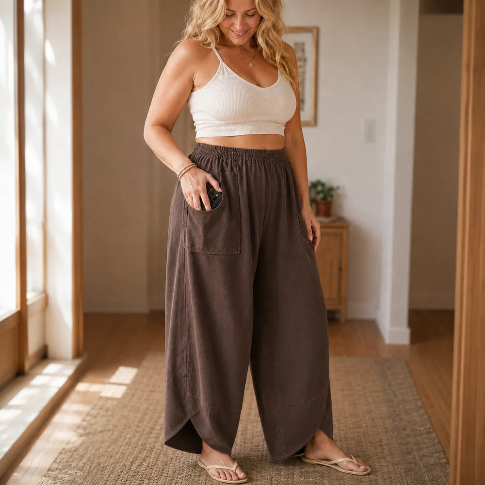 Lounella – Wide Leg Harem Pants with Elastic Waist and Deep Pockets