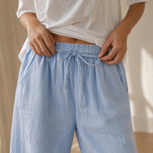 Sundara – Pull-on linen-look capri pants for women
