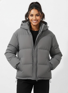 Lilah Women's Lightweight Hooded Down Jacket – Elegant Fit & Modern Warmth