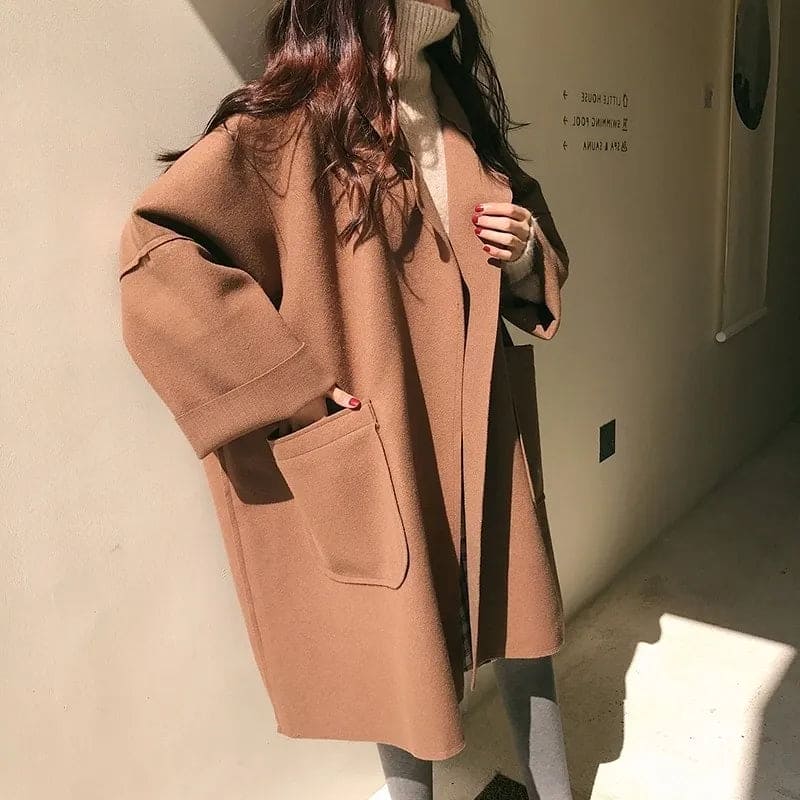 Jasmine Coat Woman in Mixed Wool – Oversize Winter Jacket with Minimalist Design & Large Pockets