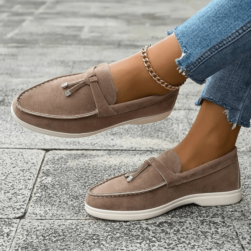 Jette Slip-On Women's Mules – Trendy Buckle Mules Without Heel & Comfortable Sole