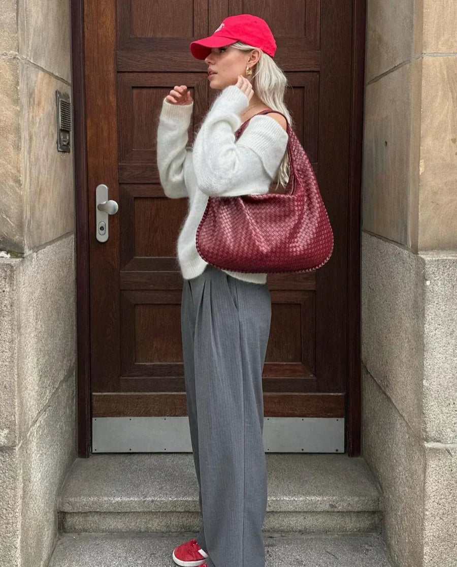 Noa Woven Handbag Woman – Elegant Design in Vegan Leather with Large Space and Zipper Closure