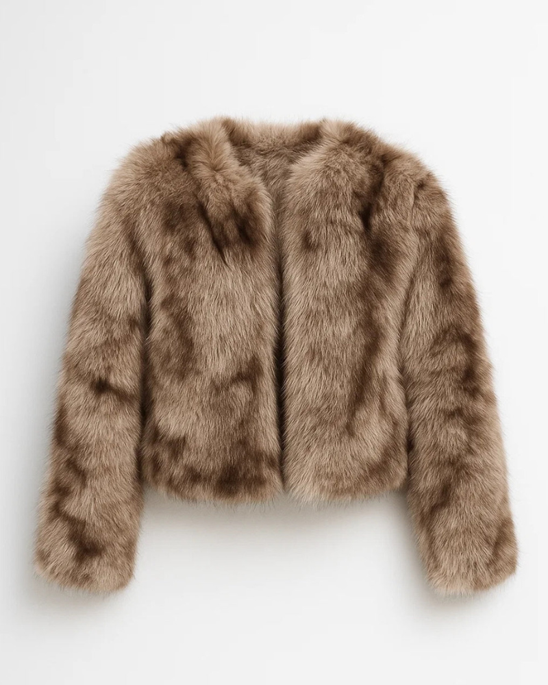 Northern Short Vest for Women in Faux Fur – Elegant Volume & Winter Glamour