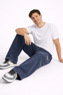 Noahry Men's Corduroy Pants Loose Fit – Straight Cut, Comfort & Streetwear Style