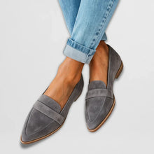 Nora Moccasins Women – Elegant Suede Shoes with Pointed Toe & Versatile Style