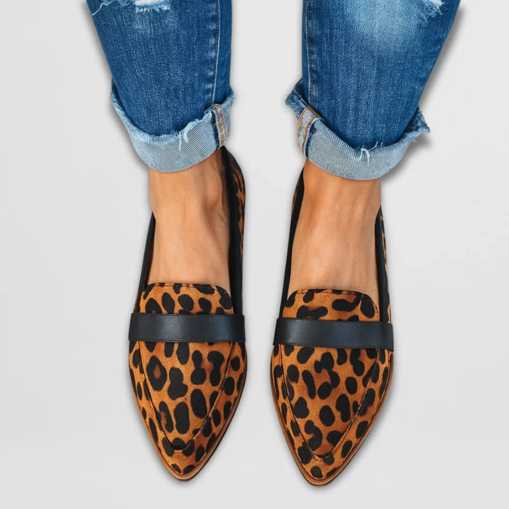 Nora Moccasins Women – Elegant Suede Shoes with Pointed Toe & Versatile Style