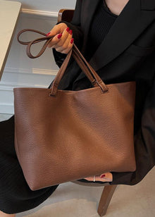 Reyna Sac Cabas Woman – Spacious Minimalist Design in Durable Faux Leather