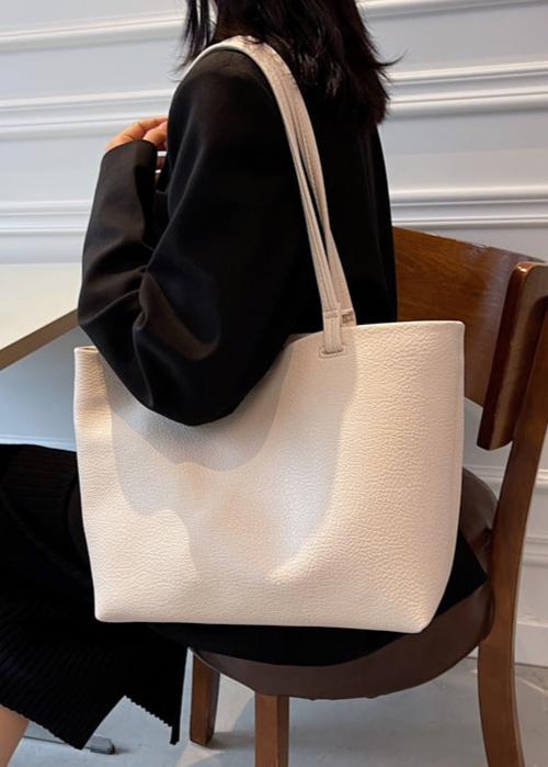 Reyna Sac Cabas Woman – Spacious Minimalist Design in Durable Faux Leather