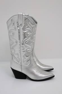 Leona Cowboy Boots Women – High Western Boots with Pointed Toe & Durable Faux Leather