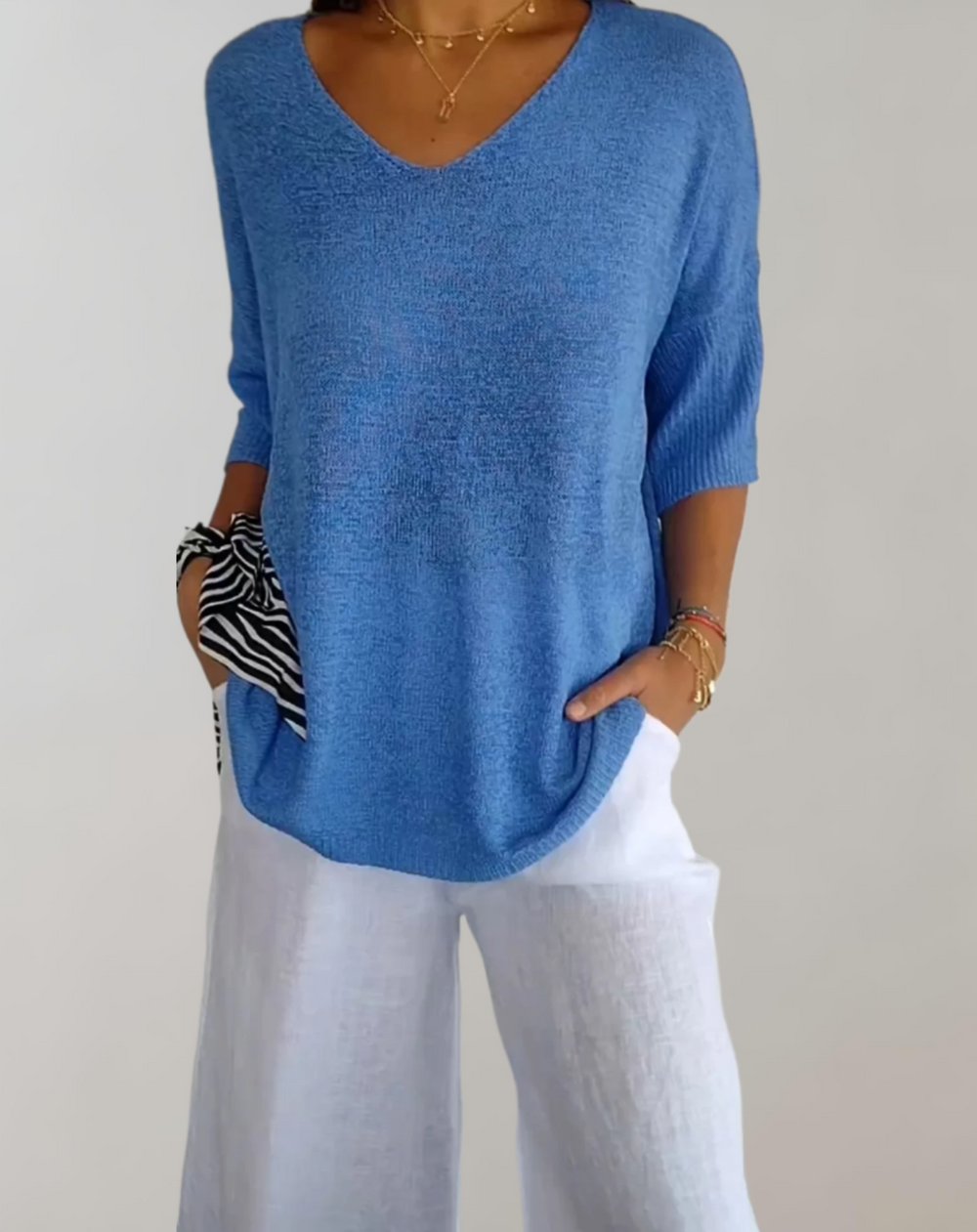 Marise Knitted Top Woman – Light Long Top with V-Neck & Elegant Casual Look