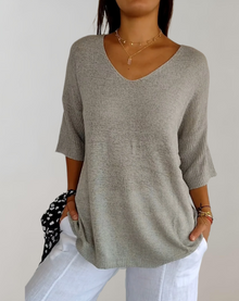Marise Knitted Top Woman – Light Long Top with V-Neck & Elegant Casual Look