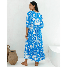 Rosina Long Robe Looksy – Abstract Bohemian Print & Fluid Tiered Cut