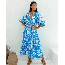 Rosina Long Robe Looksy – Abstract Bohemian Print & Fluid Tiered Cut