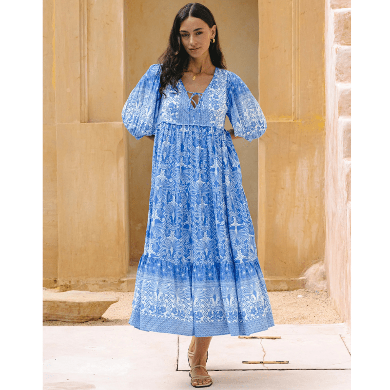 Rosina Long Robe Looksy – Abstract Bohemian Print & Fluid Tiered Cut