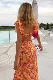 Long Dress Woman Amara – Sleeveless Summer Dress with Ruffled Straps & Elegant V-Neck Collar