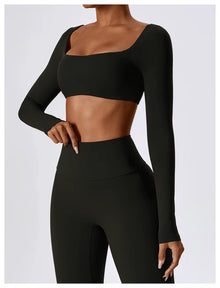 Leila Women's Sports Set – Breathable Yoga & Fitness Outfit with Flared Leggings & Fitted Top