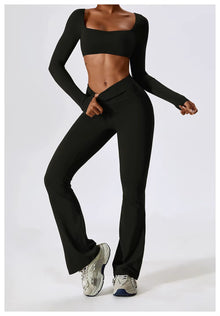 Leila Women's Sports Set – Breathable Yoga & Fitness Outfit with Flared Leggings & Fitted Top