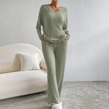 Kathy knit set for women – Comfortable loungewear with V-neck sweater and soft pants