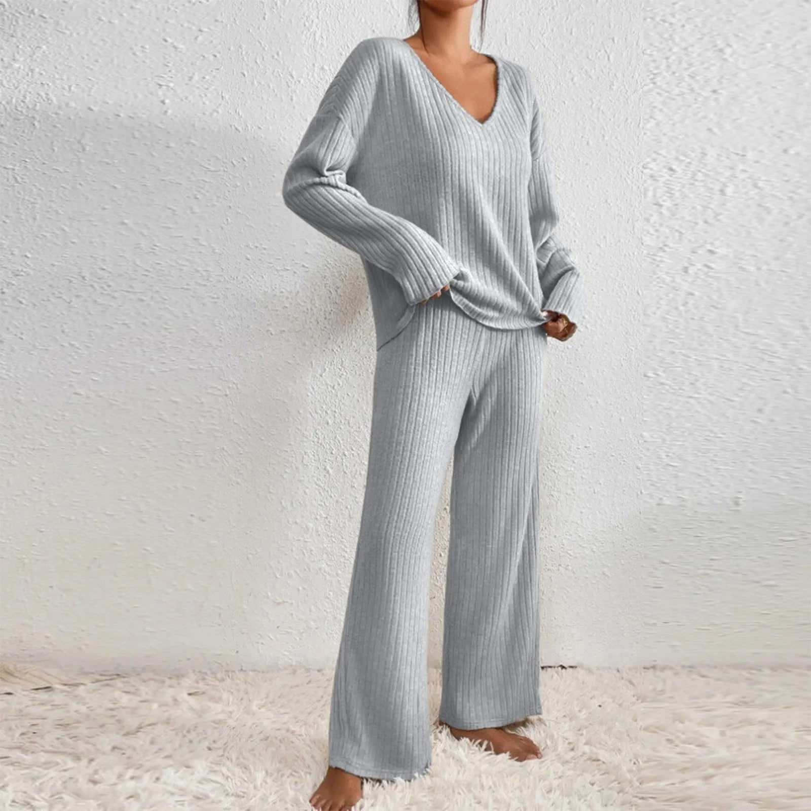Kathy knit set for women – Comfortable loungewear with V-neck sweater and soft pants