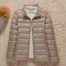 Daphne Mid-Season Jacket Women – Lightweight Down Jacket with Elegant Hood & Slim Fit
