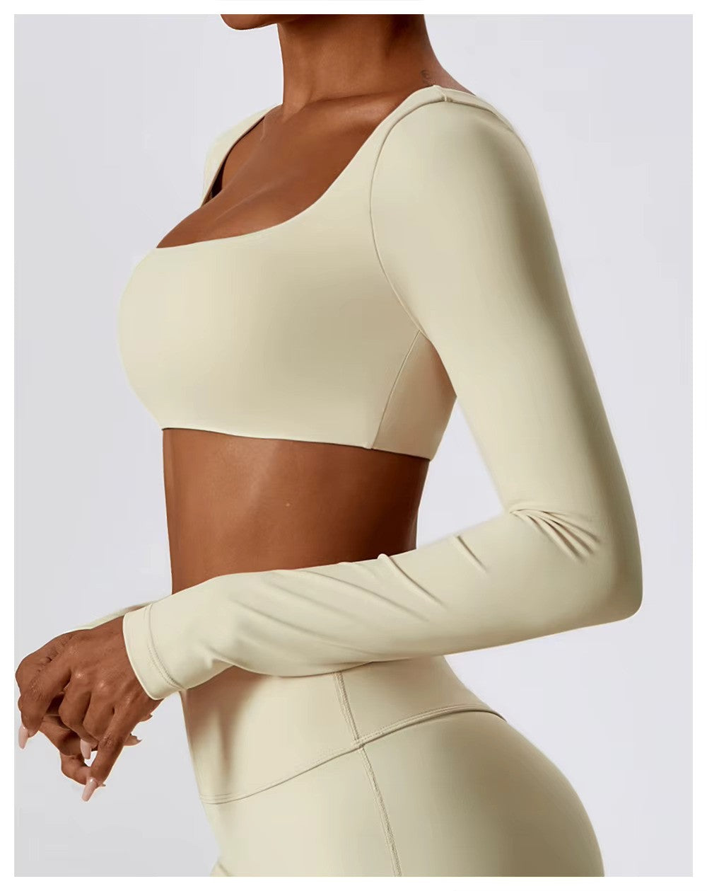 Leila Women's Sports Set – Breathable Yoga & Fitness Outfit with Flared Leggings & Fitted Top