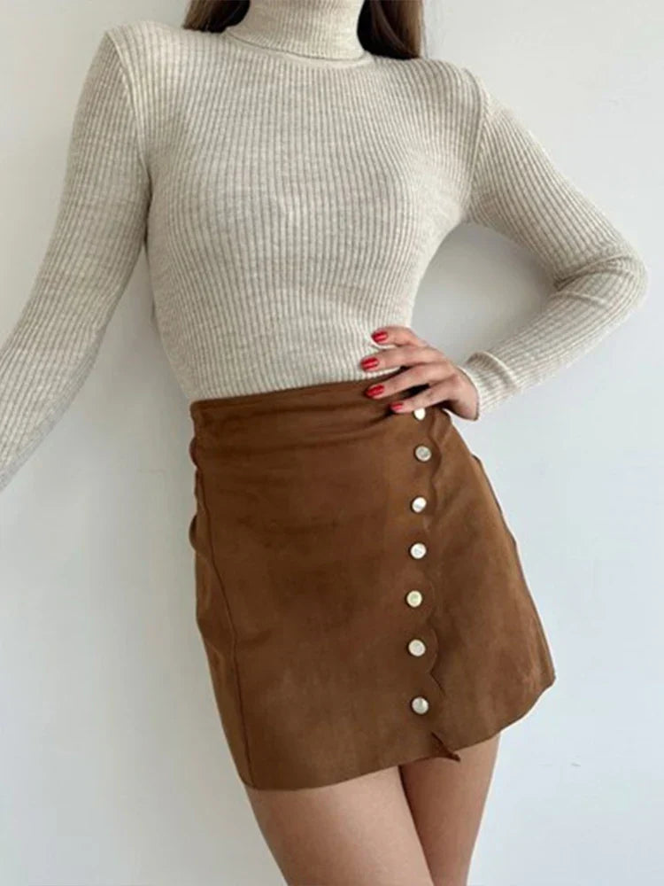 Jude Jupe Courte Femme – High Waist, Asymmetric Buttoning & Soft Structured Fabric