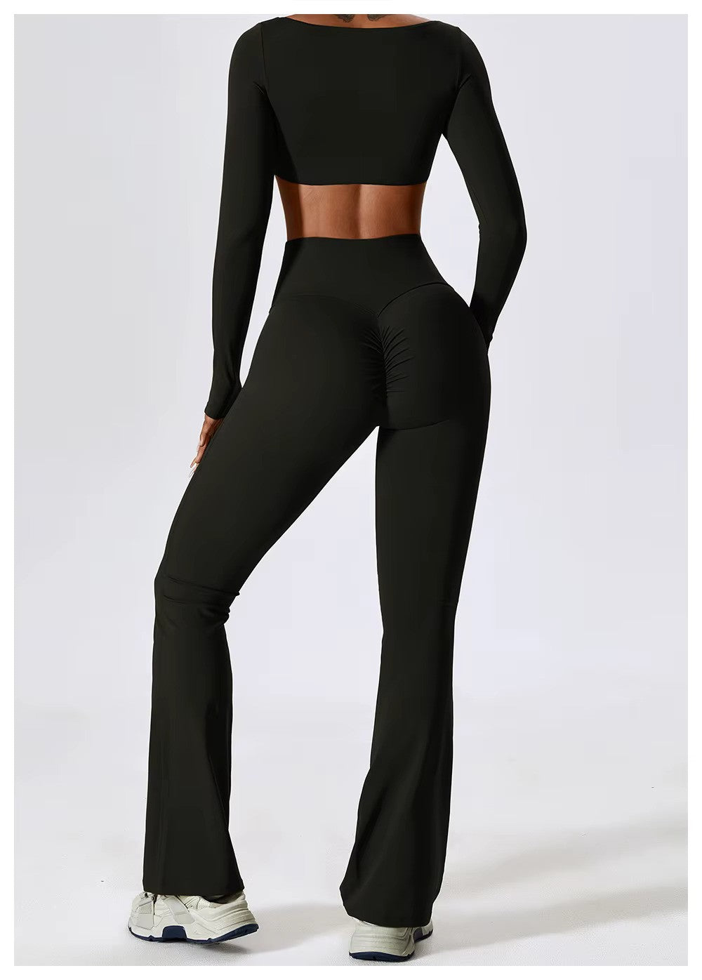 Leila Women's Sports Set – Breathable Yoga & Fitness Outfit with Flared Leggings & Fitted Top