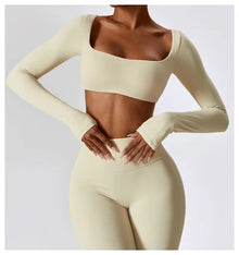 Leila Women's Sports Set – Breathable Yoga & Fitness Outfit with Flared Leggings & Fitted Top
