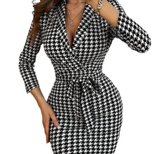 Robe Femme Olivia – Sleeveless Wrap Dress with Houndstooth Pattern and Flattering Fitted Cut