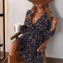 Selina Mini Dress Woman – Romantic Floral Print with V-Neck and Fitted and Flowing Cut