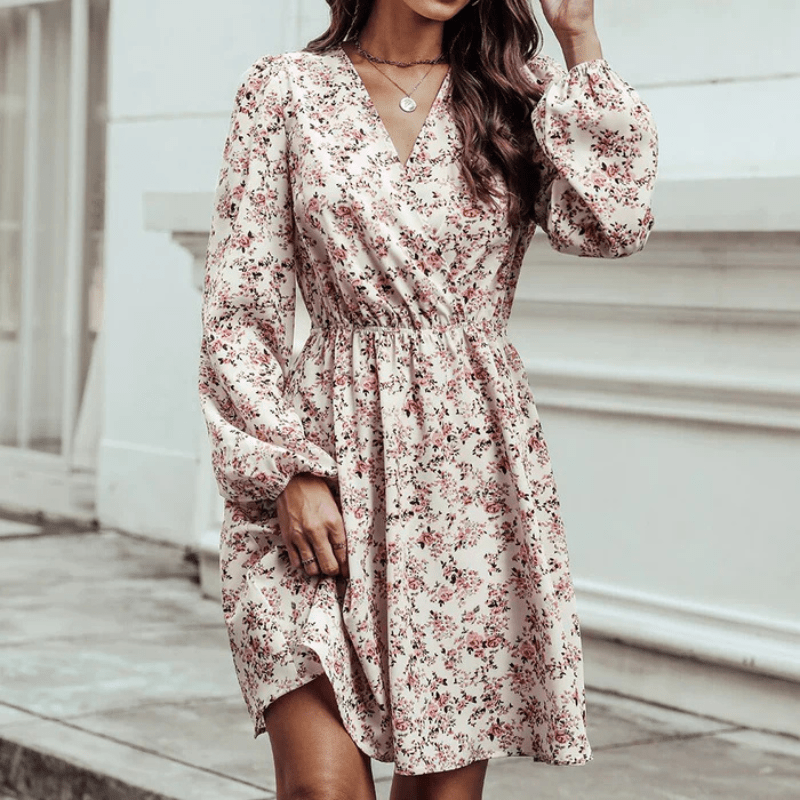 Selina Mini Dress Woman – Romantic Floral Print with V-Neck and Fitted and Flowing Cut