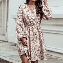 Selina Mini Dress Woman – Romantic Floral Print with V-Neck and Fitted and Flowing Cut