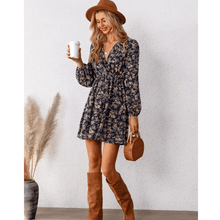 Selina Mini Dress Woman – Romantic Floral Print with V-Neck and Fitted and Flowing Cut