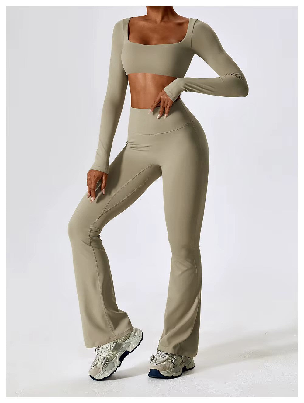 Leila Women's Sports Set – Breathable Yoga & Fitness Outfit with Flared Leggings & Fitted Top