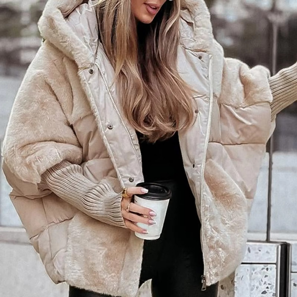 Sapphire Women's Winter Coat – Warm Solid Color Jacket with Comfortable and Elegant Fit