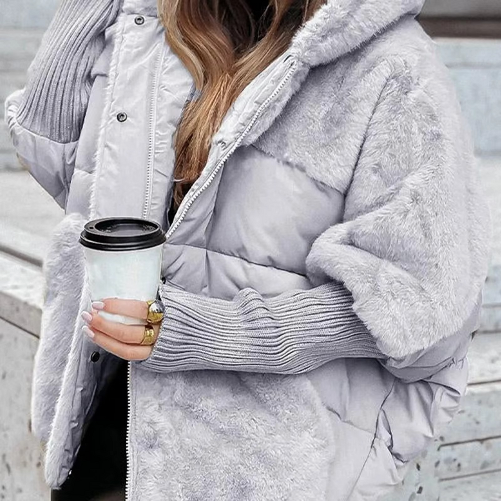 Sapphire Women's Winter Coat – Warm Solid Color Jacket with Comfortable and Elegant Fit