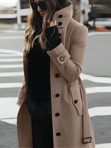 Mhel Trenchcoat Femme – Elegant Coat with High Collar & Flattering Waist Belt