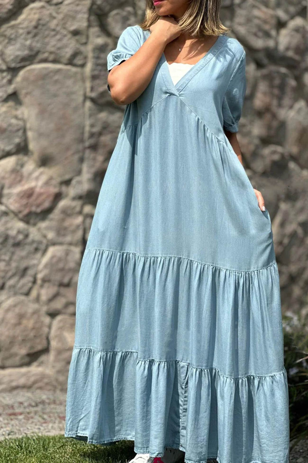 Summer Dress Women Via – Short Sleeve Dress with V-Neck & Layered Effect in Denim
