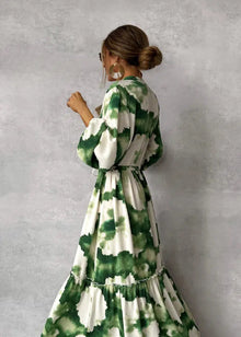 Robe Longue Femme Zia – Elegant Green Dress with Long Sleeves & Deep V-Neck Versatile