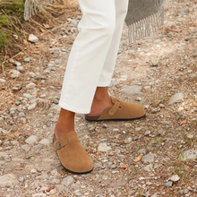 Leana Sabots Femme – Slip-on Suede with Adjustable Buckle & Anatomical Comfort Sole