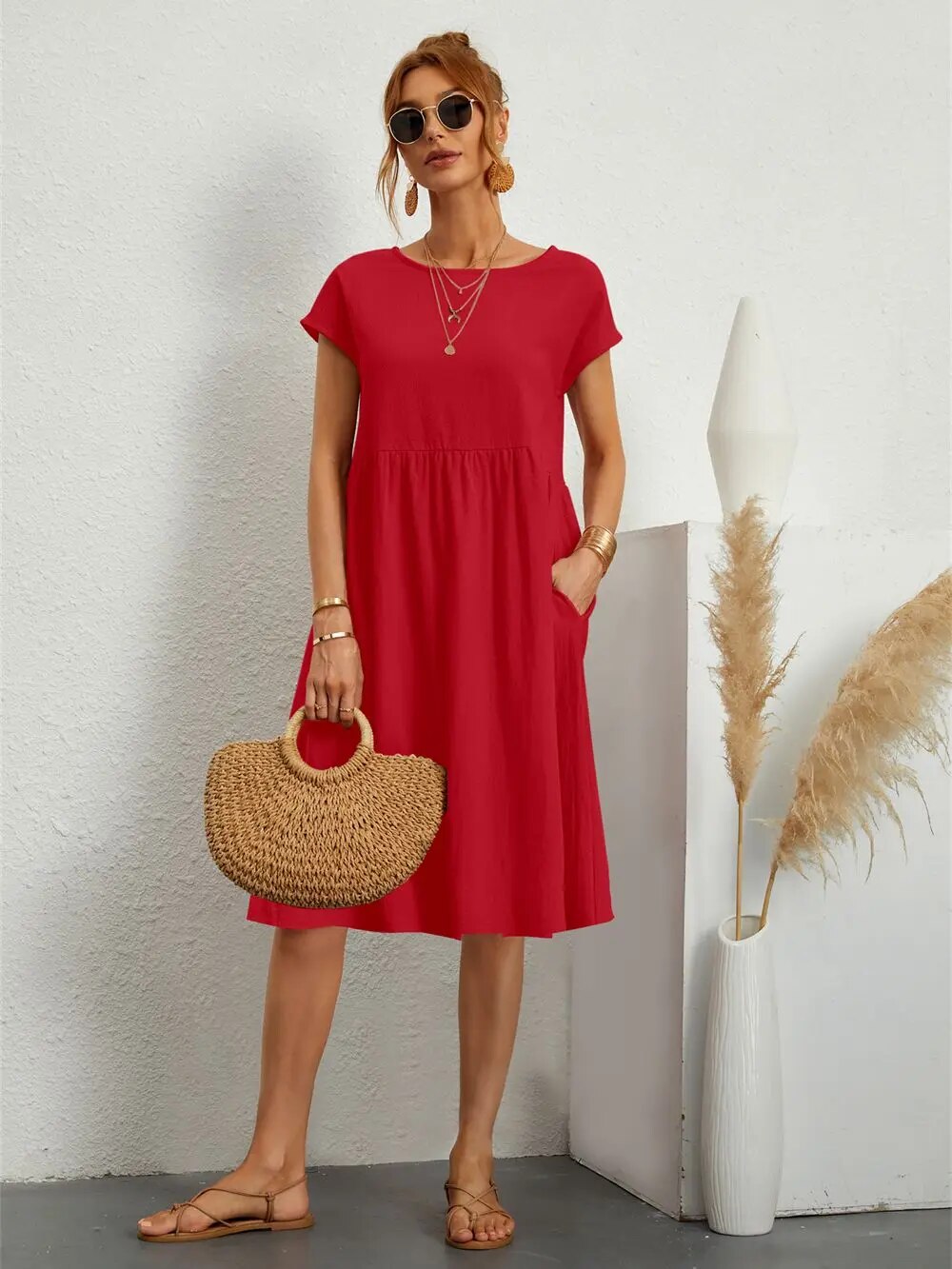 Elegant Dress Woman Ground – Timeless Maxi Design with Flattering Cut & Luxury Finish