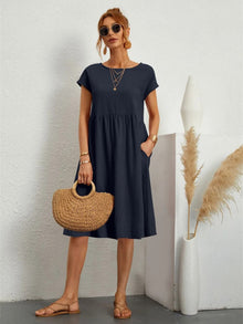 Elegant Dress Woman Ground – Timeless Maxi Design with Flattering Cut & Luxury Finish
