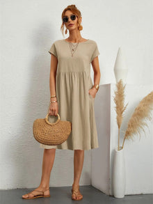 Elegant Dress Woman Ground – Timeless Maxi Design with Flattering Cut & Luxury Finish