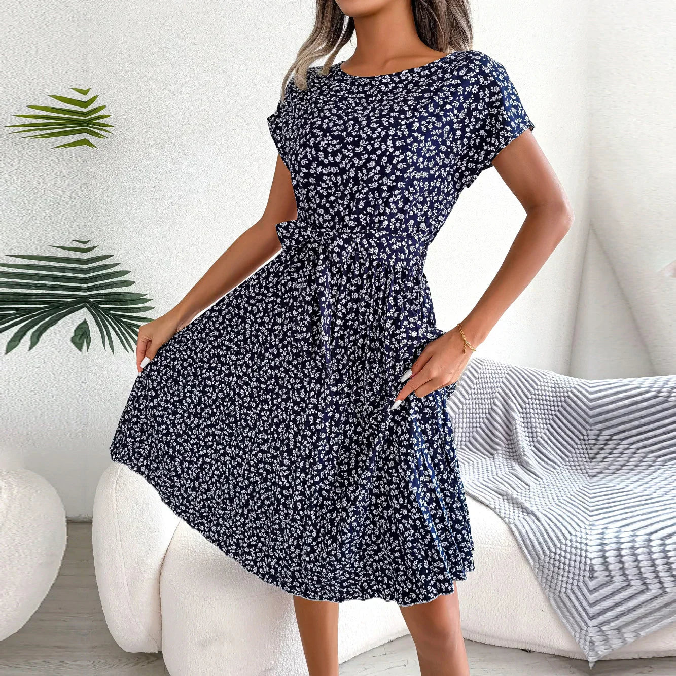 Julia Robe Summer Woman – Light Floral Dress with Loose Fit & Scoop Neckline