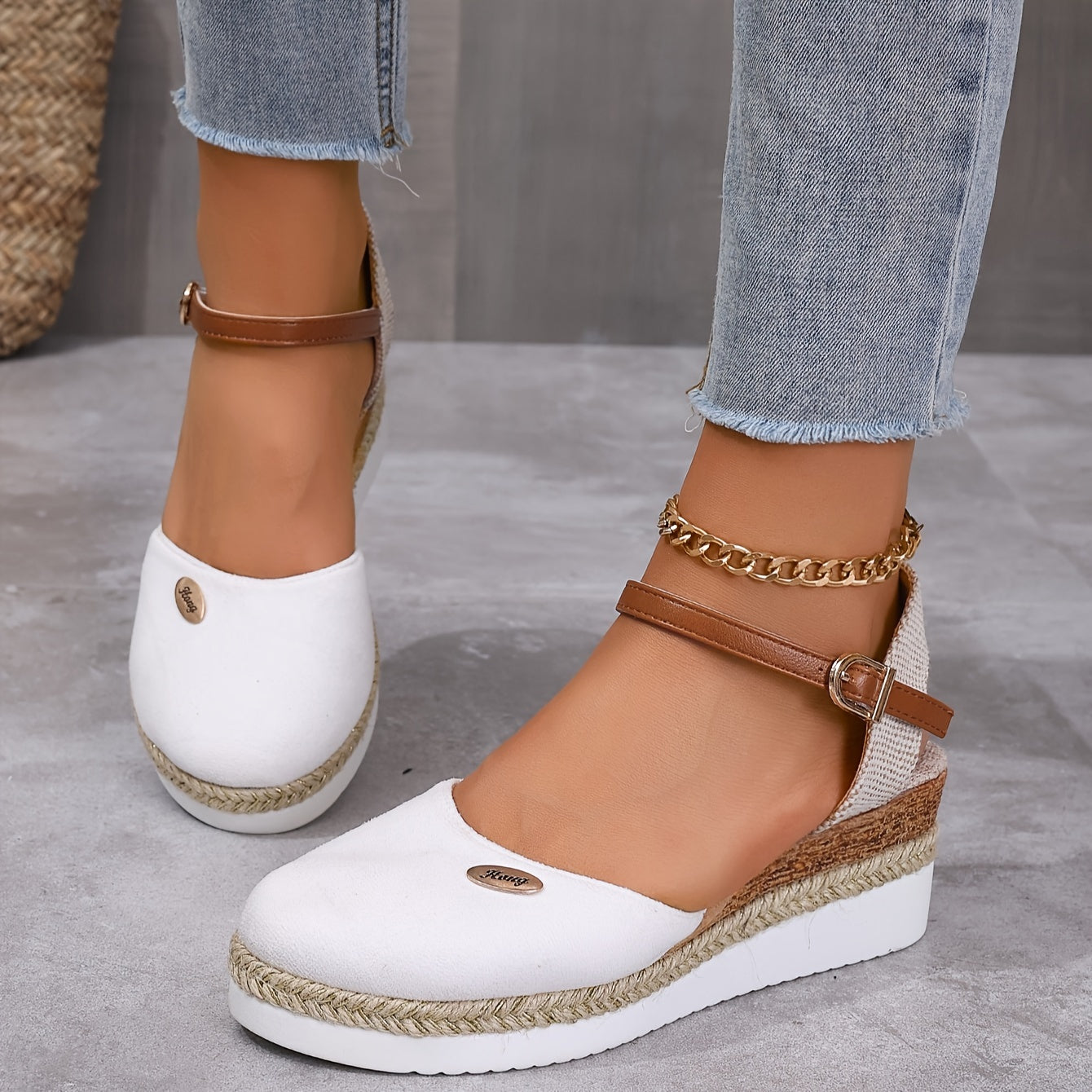 Zanira Women's Sandals – Chic and Comfortable Closed-Toe Wedge Sandals for Summer