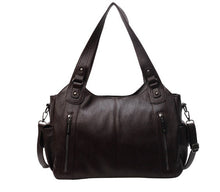 Dakota Women's Shoulder Bag – Elegant Leather Bag with Adjustable Shoulder Strap & Spacious Design
